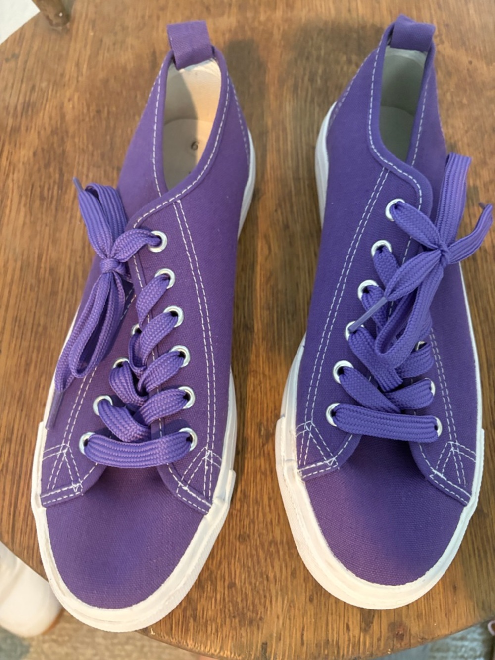 Women's Purple Canvas Low-Top Lace-Up Sneakers